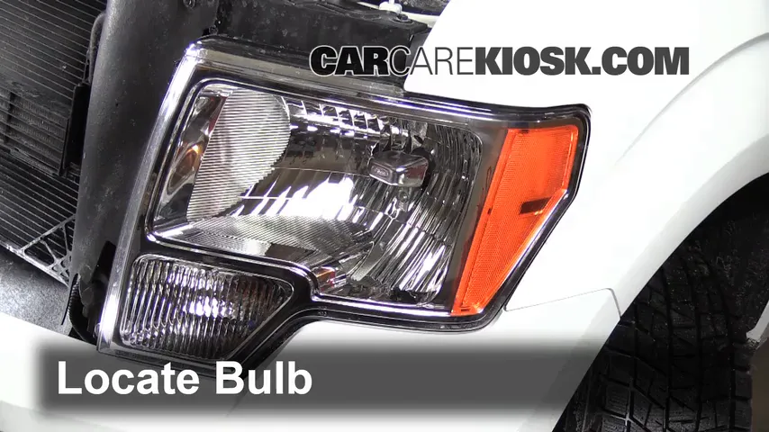 2013 Ford F-150 XLT 3.7L V6 FlexFuel Standard Cab Pickup Lights Turn Signal - Front (replace bulb)